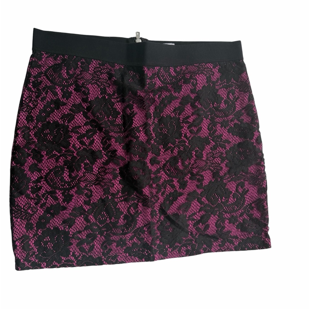 Divided Black Lace Overlay Magenta Mini Skirt
